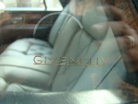 Lincoln Continental Givenchy (11)