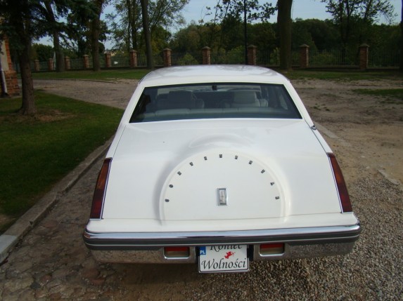 Lincoln Continental Givenchy (9)