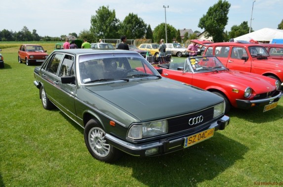 Audi 100 (4)