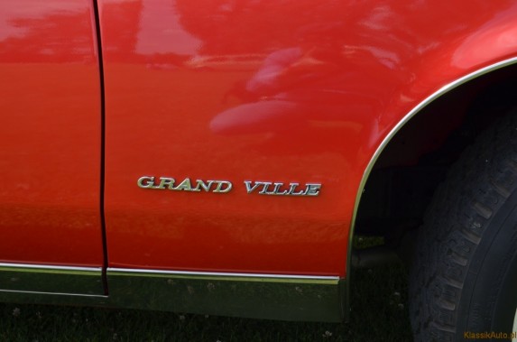 Pontiac Grand Vile (25)
