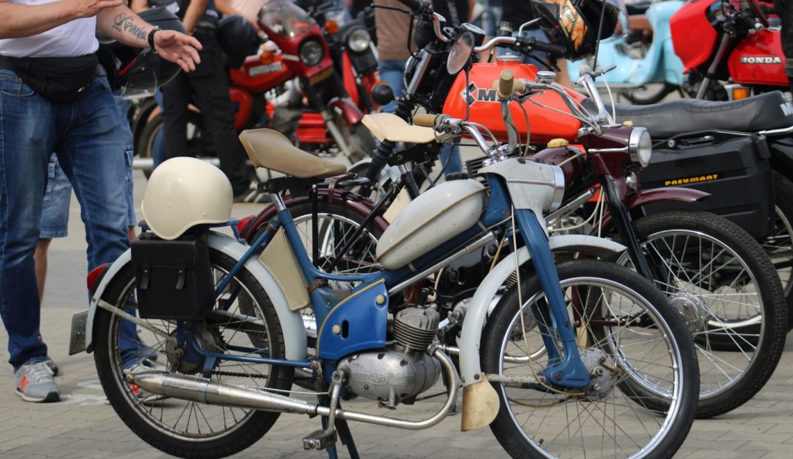 „Gazela” i inne, stare motocykle w Grębowie