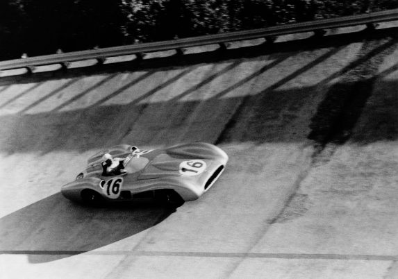 Atrakcja jesiennego sezonu: aukcja samochodu wyścigowego Formuły 1 Mercedes-Benz W 196 R z lat 1954/1955