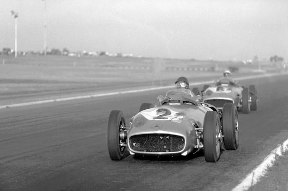 Atrakcja jesiennego sezonu: aukcja samochodu wyścigowego Formuły 1 Mercedes-Benz W 196 R z lat 1954/1955