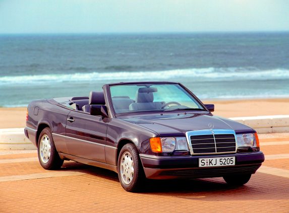 Klasyczna nowoczesność: Mercedes-Benz serii 124 kończy 40 lat