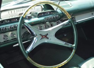 Dodge Polara Klassikautopl wnętrze kierownica