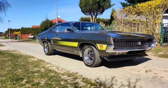 Ford Torino