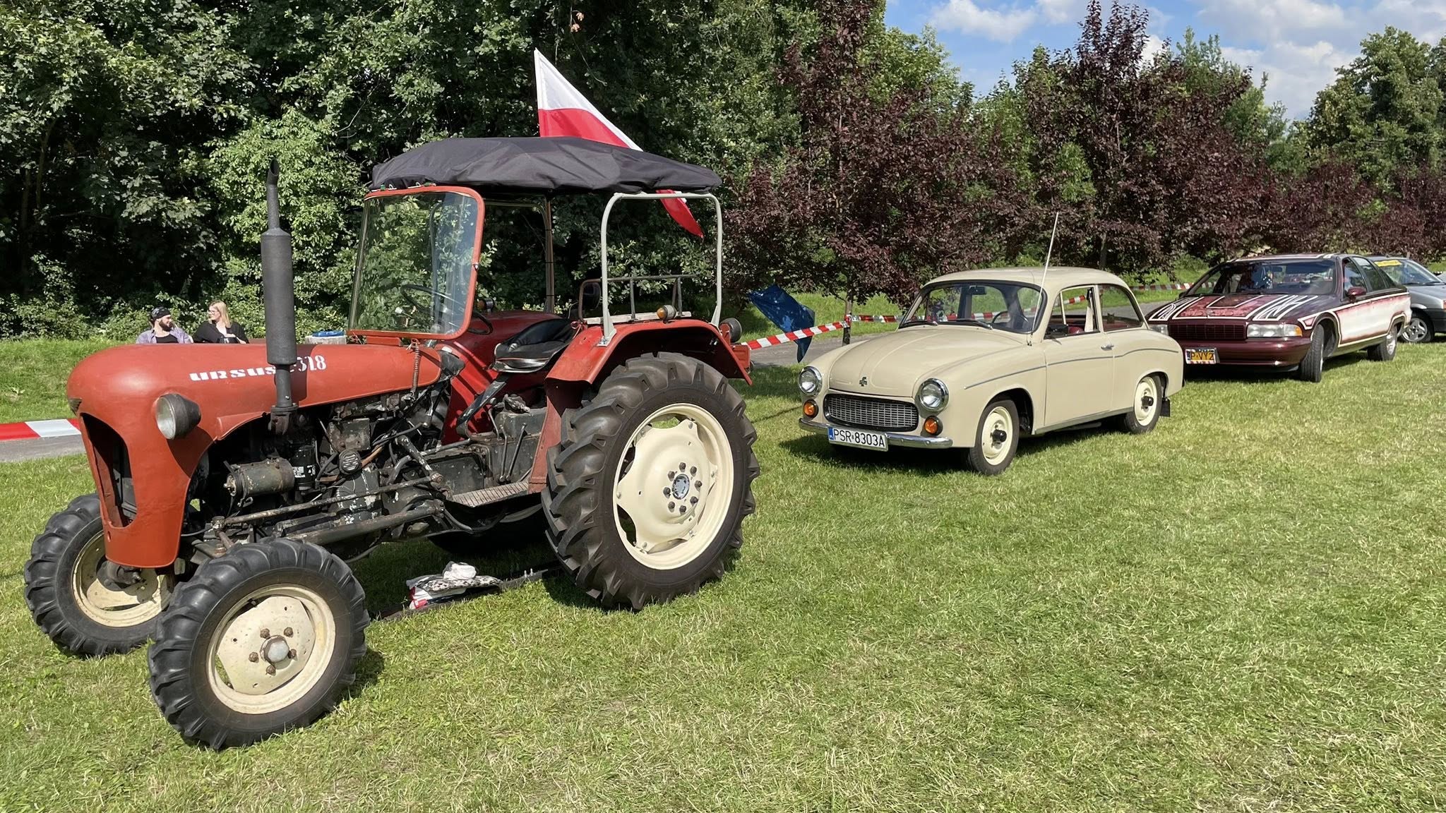 Czwarte PARKowanie w Środzie Wielkopolskiej – rekordowy zlot klasyków i youngtimerów