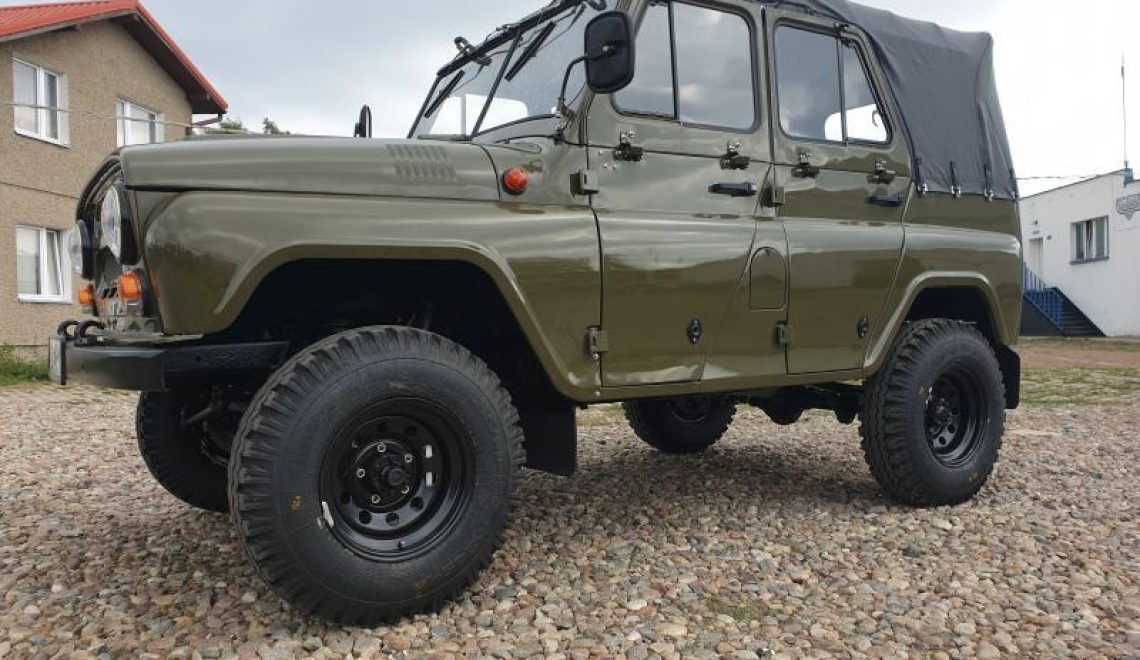 UAZ 469B w stylu RESTOMOD
