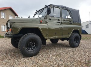 UAZ 469B w stylu RESTOMOD
