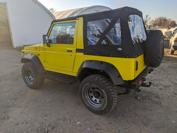 Suzuki Samurai