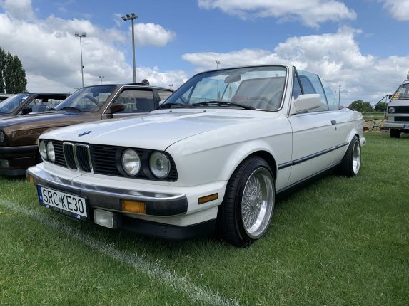 BMW 325i cabrio e30