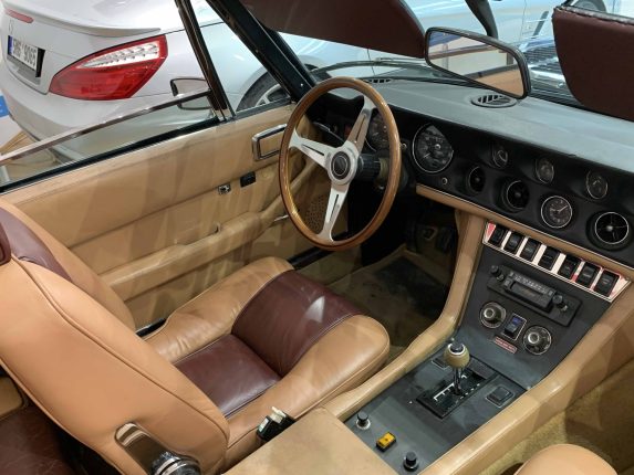 Jensen Interceptor III