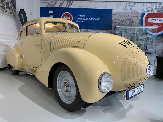 Wikov 35