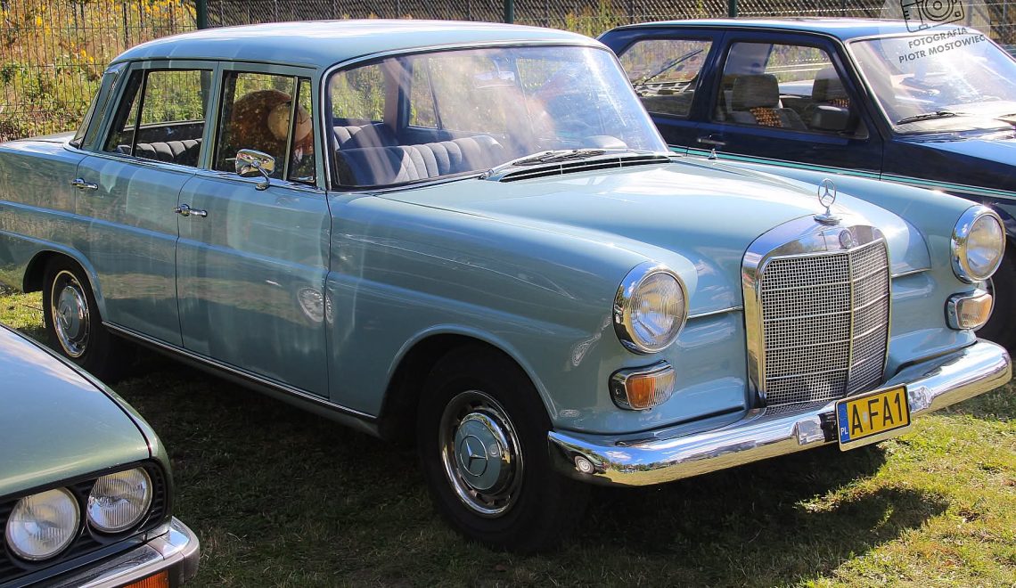 Klasyk Września 2025 – Mercedes-Benz 200 (W110) z 1965 roku