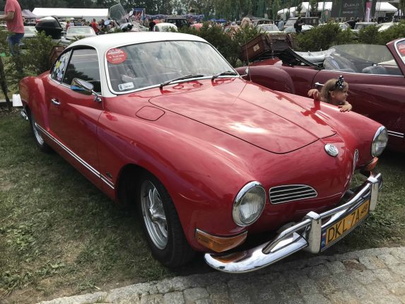 Volkswagen Karmann Ghia