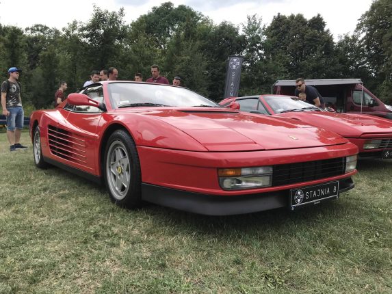Ferrari testarossa