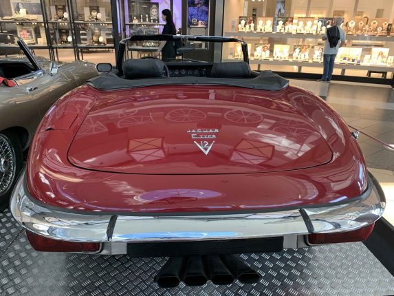 Jaquar etype roadster