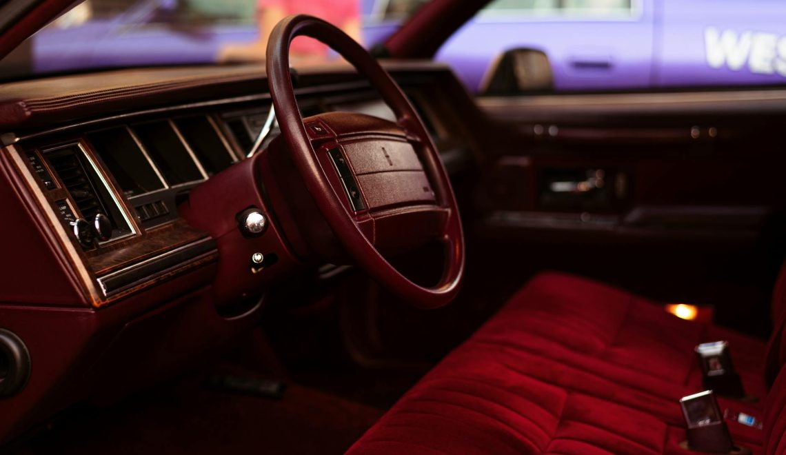 Jak zadbać o samochód? Ochrona lakieru i pielęgnacja plastików