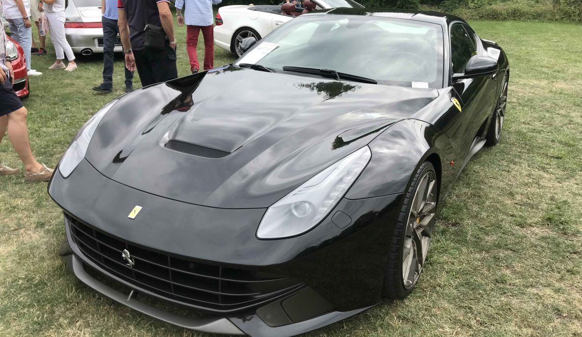 Ferrari F12 Berlinetta (2015) – wolnossące V12 w nowoczesnym wydaniu