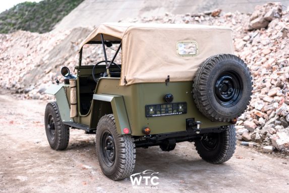 Wyremontowałeś samochód? Napisz do nas Zapraszamy Państwa, aby na bieżąco dzielić się z nami swoją wiedzą i informacjami nt. remontu / renowacji swojego samochodu. Napiszcie, jak wyremontowaliście swój samochód. Można posłużyć się przykładowymi pytaniami: https://klassikauto.pl/warto-wyslac-zgloszenie-w-tym-konkursie-jak-wyremontowales-swoj-stary-samochod/. Laur KlassikAuto Przy okazji – zbieramy informacje, aby w przyszłości oznaczyć na mapie Polski miejsca, gdzie znaleźć można dobre warsztaty samochodowe dla klasyków. Najlepsi będą mogli ubiegać się o „Laur KlassikAuto.pl„. Będzie to też okazja do zaprezentowania się szerszemu gronu potencjalnych klientów.