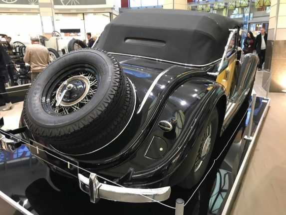 Mercedes-Benz w142