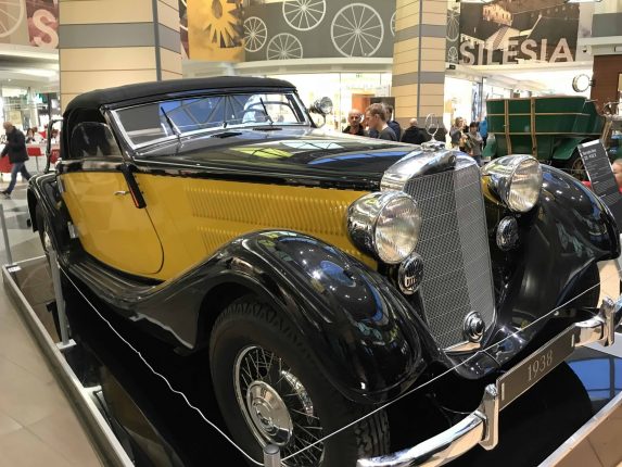 Mercedes-Benz w142